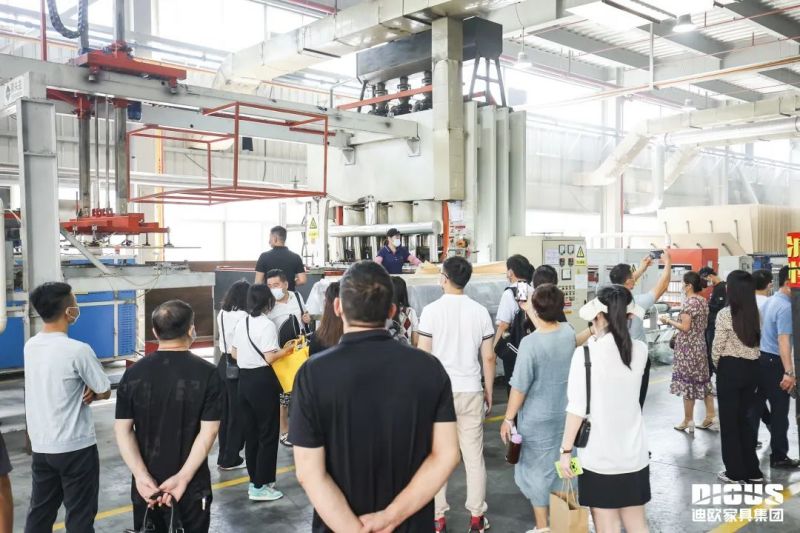 美女污网站家具工厂